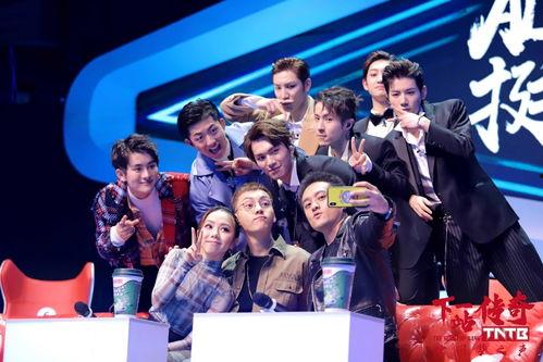 娱乐吃瓜姐缝纫机乐队,娱乐吃瓜姐的狂欢之旅 第3张 娱乐吃瓜姐缝纫机乐队,娱乐吃瓜姐的狂欢之旅 第3张